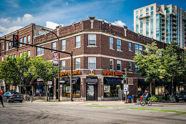 1001 Davis Apartments property